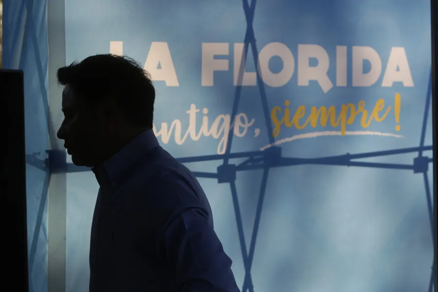 le-gana-juicio-a-carter-tras-caer-en-vereda-en-mal-estado-en-la-florida--5-millones-indemnizacion