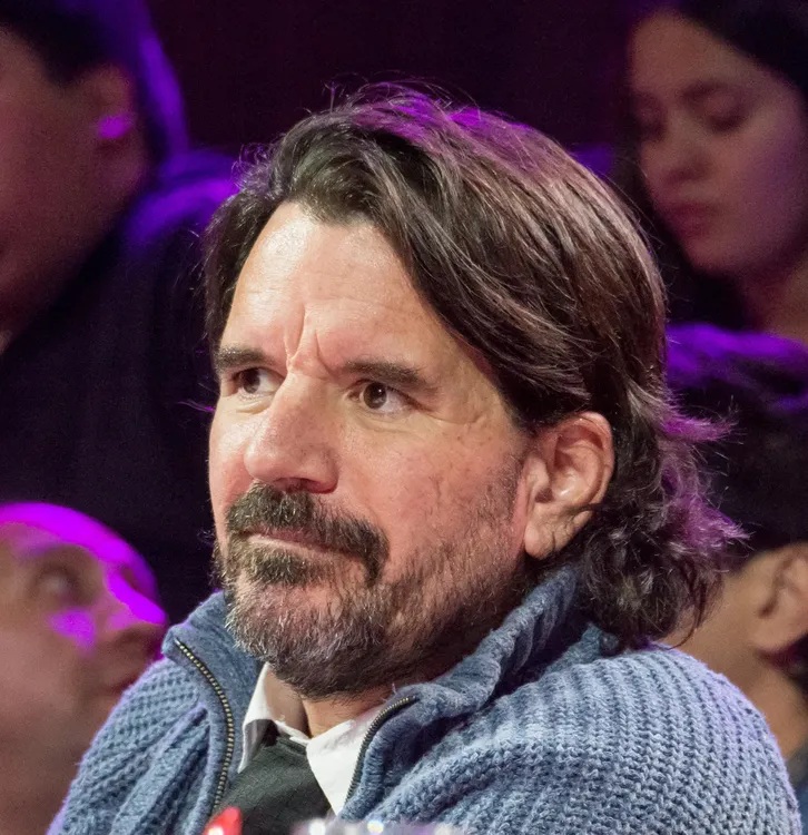 Vasco_Moulian_en_Rojo,_mayo_de_2019